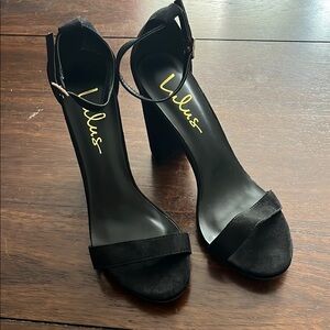 LULUS BLACK SUEDE ANKLE STRAP HEELS